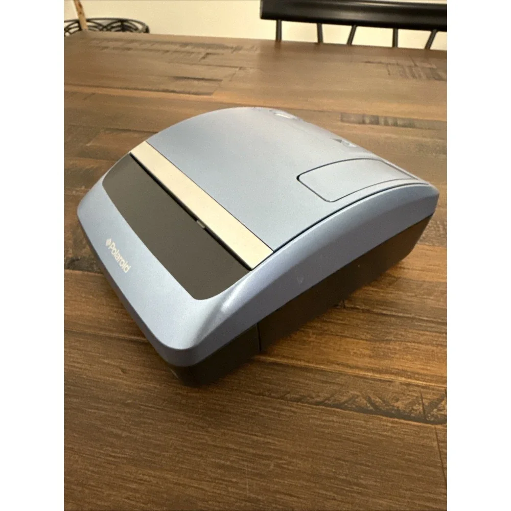Polaroid One 600 Instant Film Camera One600